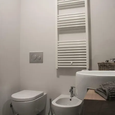 La Dimora Del Glicine - Venere Apts * Belgirate