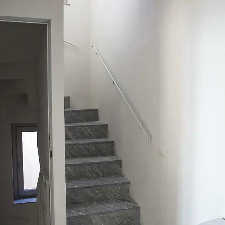 Lejlighed La Dimora Del Glicine - Venere Apts
